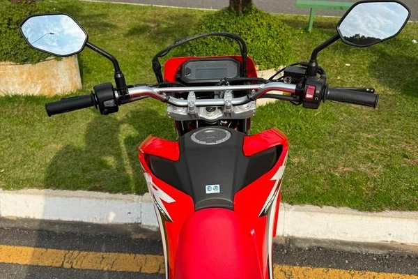 imagem-https://www.socarrao.com.br/sc-vehicle-images-prod/3128198/1786381385929-8364856_1_B_1072fb6038.jpeg