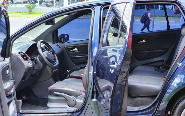 imagem-https://www.socarrao.com.br/sc-vehicle-images-prod/3128330/1788633725232-7874371_11_B_4953553faf.jpeg
