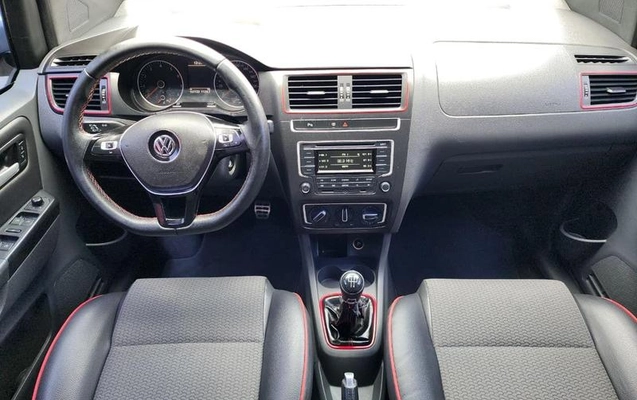 imagem-https://www.socarrao.com.br/sc-vehicle-images-prod/3128330/1788633725246-7874371_17_B_8fff82999e.jpeg