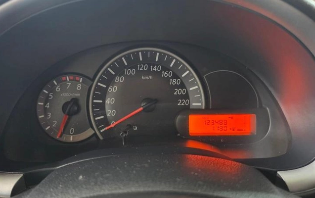 imagem-https://www.socarrao.com.br/sc-vehicle-images-prod/3128359/1786388889762-8364973_12_B_60922e48a2.jpeg