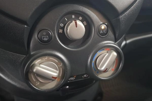 imagem-https://www.socarrao.com.br/sc-vehicle-images-prod/3128359/1786388889766-8364973_5_B_e78905eef1.jpeg