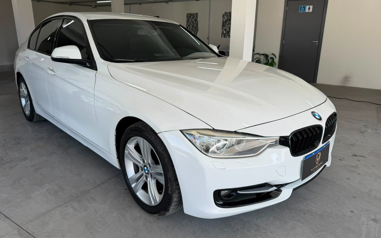 imagem-https://www.socarrao.com.br/sc-vehicle-images-prod/3128431/1786382650833-N2VmMzFmMzAtMmIzNi00MTYyLTkyMTYtY2E5NTA2Y2U3YTY5LmpwZw.jpg