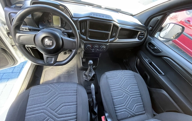 imagem-https://www.socarrao.com.br/sc-vehicle-images-prod/3128442/1786382729936-1_015128.jpg