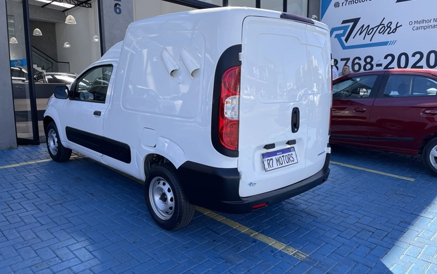imagem-https://www.socarrao.com.br/sc-vehicle-images-prod/3128442/1786382729938-1_015124.jpg