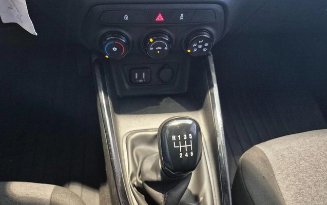 imagem-https://www.socarrao.com.br/sc-vehicle-images-prod/3128450/1786382750422-8364988_2_B_daed7f7ca3.jpeg