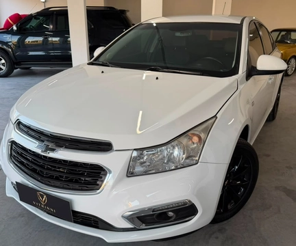 Chevrolet Cruze 2015 Cinza — foto 1 de 3