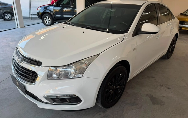 imagem-https://www.socarrao.com.br/sc-vehicle-images-prod/3128484/1786382918486-OTdkM2NhMDctZDc3OC00NzlmLWI1MWEtZGE5MjU2MzVkMWI3LmpwZw.jpg