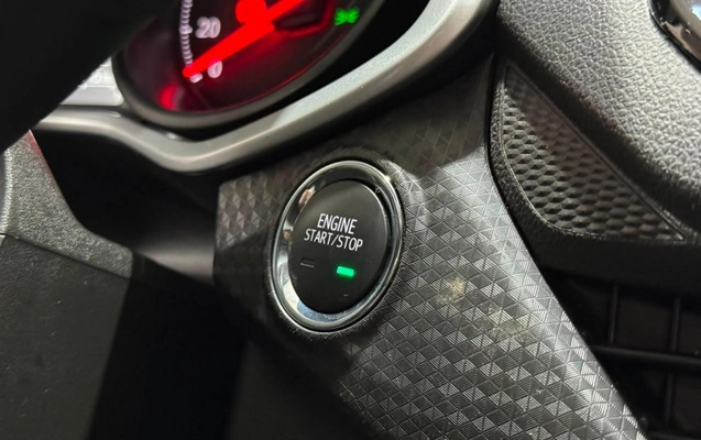 imagem-https://www.socarrao.com.br/sc-vehicle-images-prod/3128702/1786383987460-vehicle_image_1786383975_85ebe6eb645b4aa563f1256e94dcb6af.jpeg