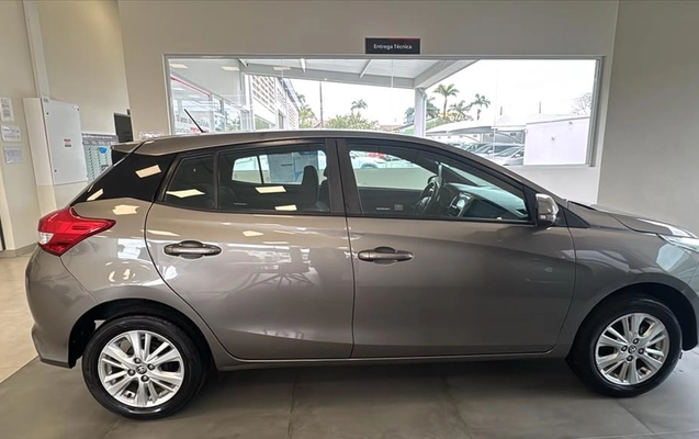 imagem-https://www.socarrao.com.br/sc-vehicle-images-prod/3128791/1787336661121-24cfe5ff-2200-459e-8783-7f5375a69f5620260814170515.jpeg