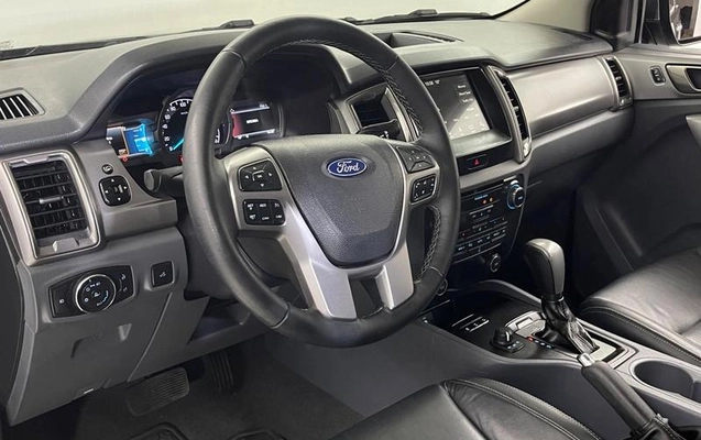 imagem-https://www.socarrao.com.br/sc-vehicle-images-prod/3128848/1787345164360-8325448_9_B_6c35c8e711.jpeg
