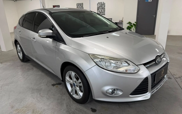 imagem-https://www.socarrao.com.br/sc-vehicle-images-prod/3128867/1786384588756-NjFlM2YxZDUtMWU2ZC00ZTM0LTllZTAtOWNmZjFhNjU5ZTFiLmpwZw.jpg