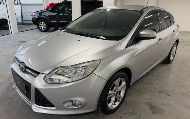 imagem-https://www.socarrao.com.br/sc-vehicle-images-prod/3128867/1786384588818-Yzk1MGYwMjEtOTQ4My00NTAwLTgzMzgtNTA4MmM4NWU0ZjNiLmpwZw.jpg