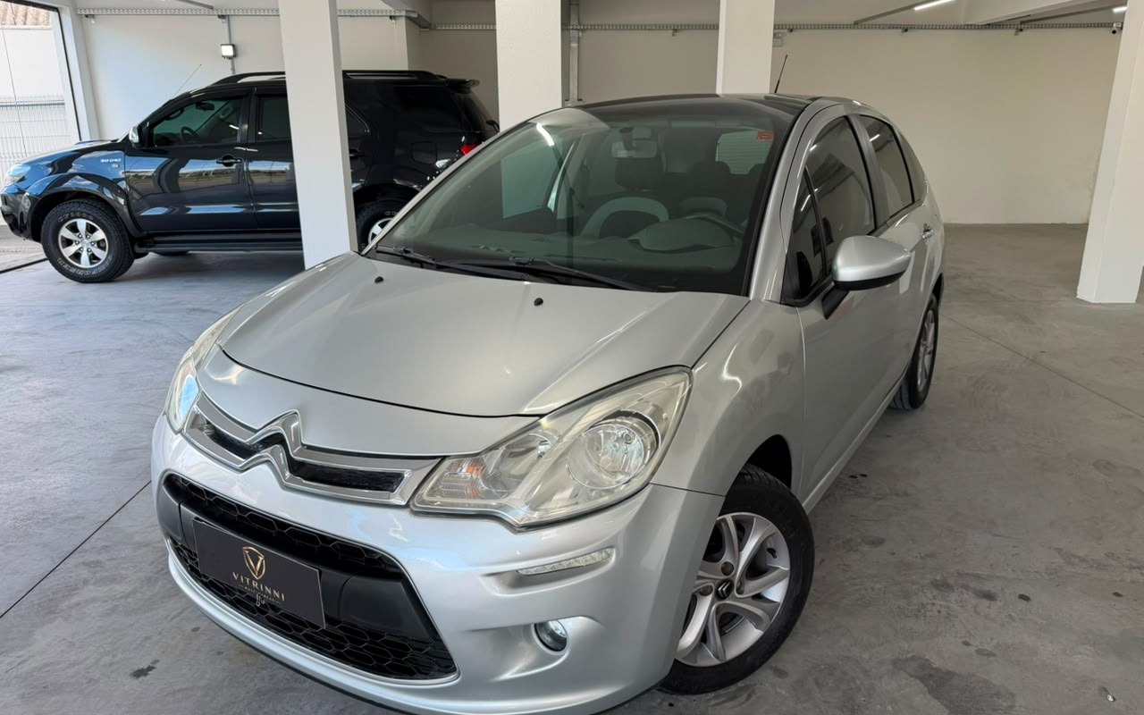 Citroën C3 2015 Prata — foto 1 de 3