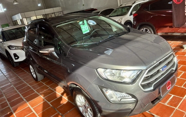 imagem-https://www.socarrao.com.br/sc-vehicle-images-prod/3129155/1789591387908-sAQH97hM45XfHC42joS2sII47AFAWfBE.jpg