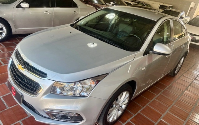 imagem-https://www.socarrao.com.br/sc-vehicle-images-prod/3129183/1788872522047-4nXfBGtgIFCI3RBK1U2l42lh7AkKtQjg.jpg