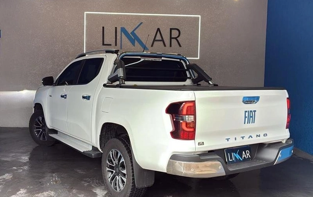 imagem-https://www.socarrao.com.br/sc-vehicle-images-prod/3129188/1789483572887-8353975_10_B_b45f95d5a3.jpeg