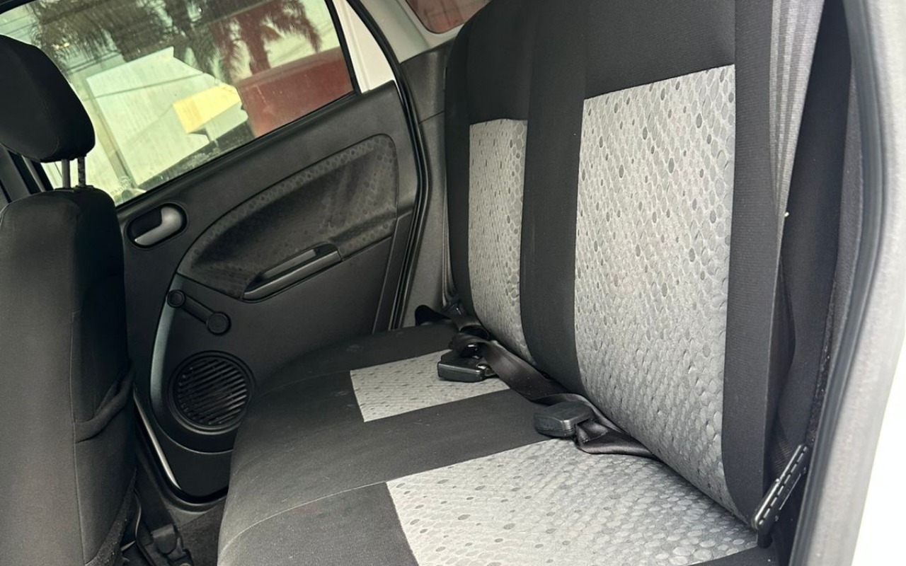 imagem-https://www.socarrao.com.br/sc-vehicle-images-prod/3129293/1786629454051-MTY5OTg5NDMtYTE3ZC00NTlmLWEyZmMtNjFkZjNlYTdmYzRjLmpwZw.jpg