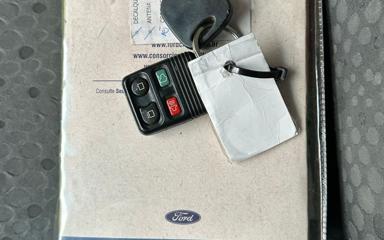 imagem-https://www.socarrao.com.br/sc-vehicle-images-prod/3129293/1786629454190-MWYzOGNlODMtZGEyNy00NDMyLThiYjEtNjk2MzgyNmNmMGEzLmpwZw.jpg