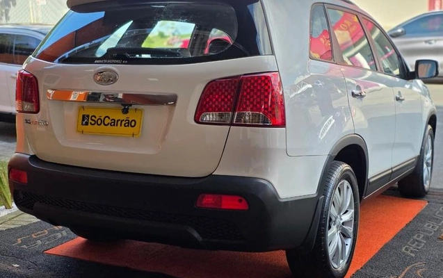 imagem-https://www.socarrao.com.br/sc-vehicle-images-prod/3129349/1788633520818-8125728_9_B_6d888bdccc.jpeg