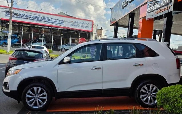 imagem-https://www.socarrao.com.br/sc-vehicle-images-prod/3129349/1788633520829-8125728_9_B_3a9d7dde46.jpeg