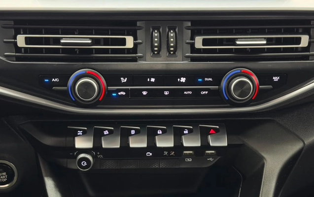 imagem-https://www.socarrao.com.br/sc-vehicle-images-prod/3129363/1786386789509-1d0433ee471c47b8bab280286e50a4c7_1786386709905.jpg