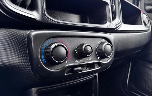imagem-https://www.socarrao.com.br/sc-vehicle-images-prod/3129371/1787253275471-8360418_5_B_b62a73b134.jpeg