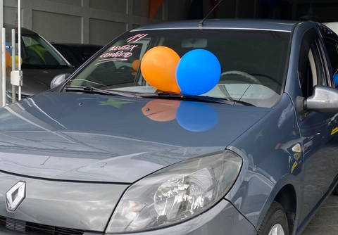 Renault Sandero 2014 Cinza — foto 1 de 3