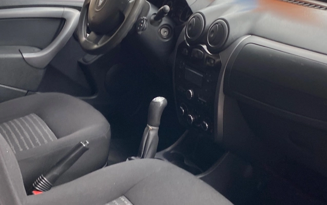 imagem-https://www.socarrao.com.br/sc-vehicle-images-prod/3129376/1786453288022-SU1HXzM4NTIuanBlZw.jpeg