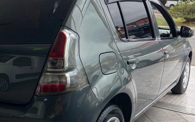 imagem-https://www.socarrao.com.br/sc-vehicle-images-prod/3129376/1786453288122-SU1HXzM4NTAuanBlZw.jpeg