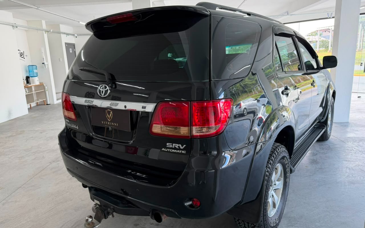 imagem-https://www.socarrao.com.br/sc-vehicle-images-prod/3129390/1786387149247-YWU2YjBmMjAtZTZmMi00NjFhLWIyMzUtYWYwOGEwNTk3MTUyLmpwZw.jpg