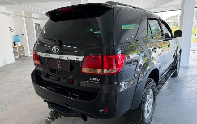 imagem-https://www.socarrao.com.br/sc-vehicle-images-prod/3129390/1786387149247-YWU2YjBmMjAtZTZmMi00NjFhLWIyMzUtYWYwOGEwNTk3MTUyLmpwZw.jpg