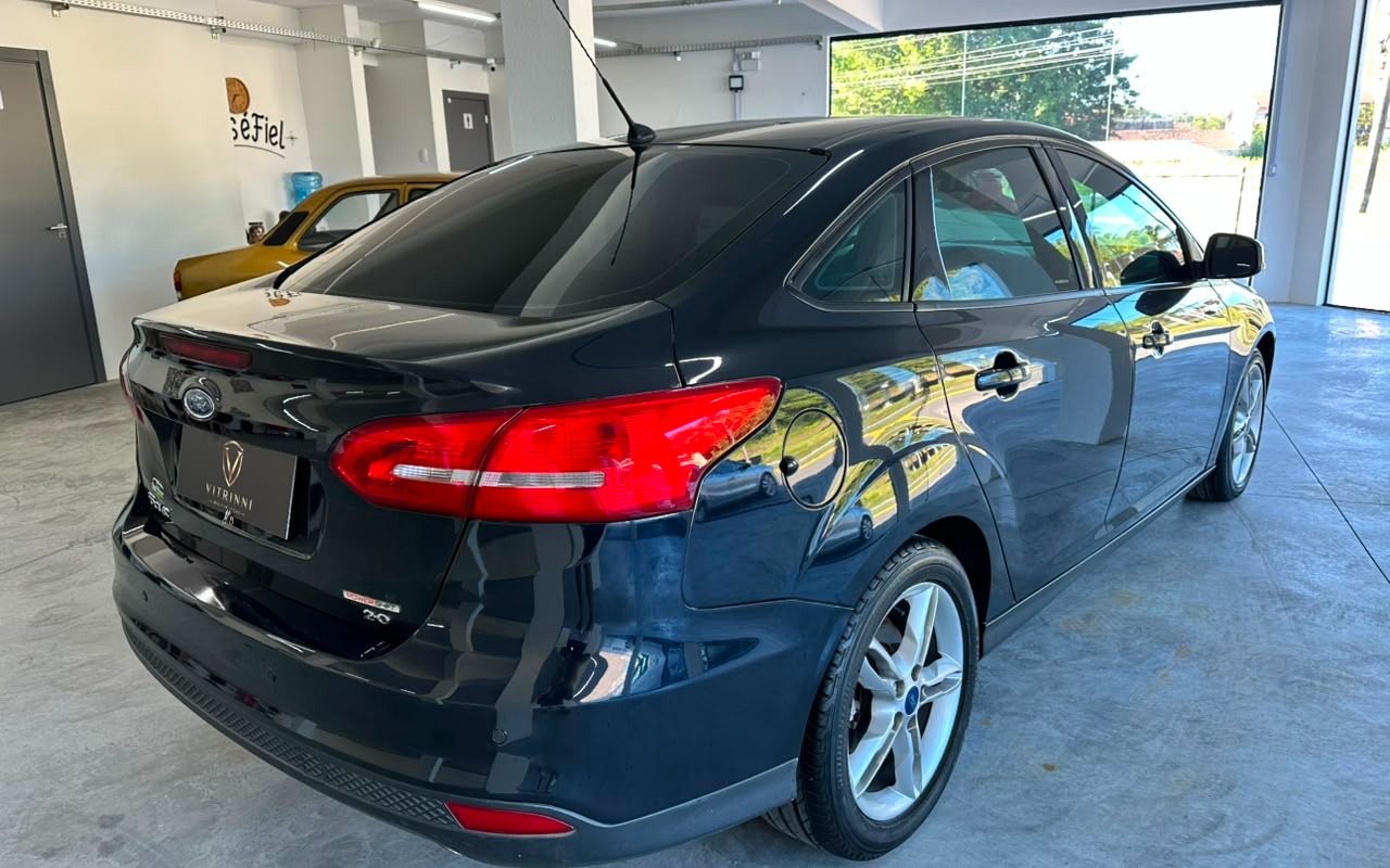 imagem-https://www.socarrao.com.br/sc-vehicle-images-prod/3129530/1786387565509-ZjE3YTgyOTEtZjJjMi00MmM5LTgxZmMtMmYyMTg3YWM5ZDdiLmpwZw.jpg