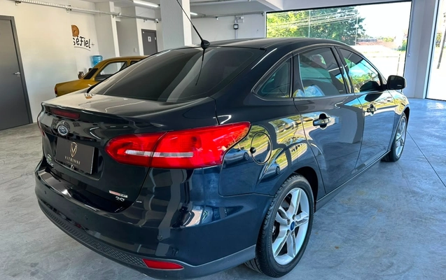 imagem-https://www.socarrao.com.br/sc-vehicle-images-prod/3129530/1786387565509-ZjE3YTgyOTEtZjJjMi00MmM5LTgxZmMtMmYyMTg3YWM5ZDdiLmpwZw.jpg