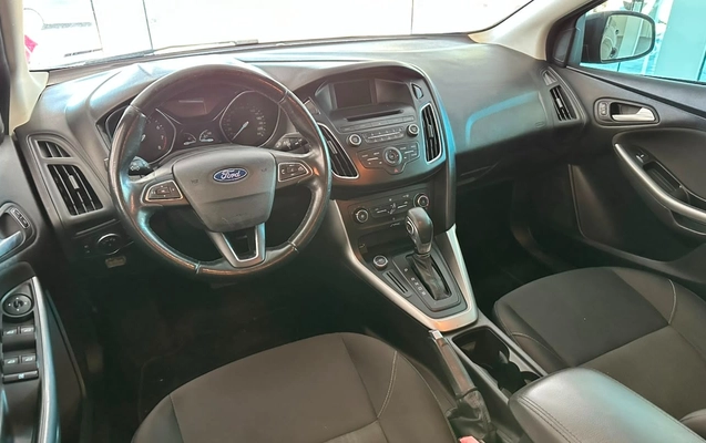 imagem-https://www.socarrao.com.br/sc-vehicle-images-prod/3129530/1786387565607-MzJlZTU1ODYtZjY3Zi00YWFlLTk1NmYtMDM4YzNlOGY5YmExLmpwZw.jpg