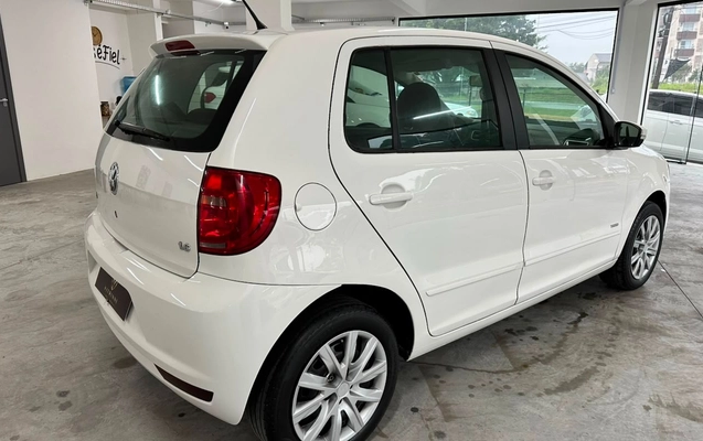 imagem-https://www.socarrao.com.br/sc-vehicle-images-prod/3129593/1786387881694-YzZkZDlhOWUtNjc0My00ODU1LTk1MTQtNjI0OTAxODVkNWU3LmpwZw.jpg