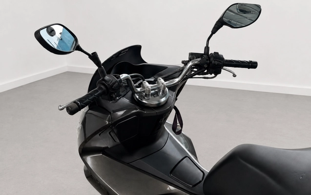 imagem-https://www.socarrao.com.br/sc-vehicle-images-prod/3129620/1786388010728-6_021649.jpg