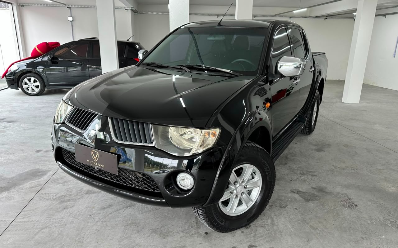 Mitsubishi L200 2010 Preto — foto 1 de 3