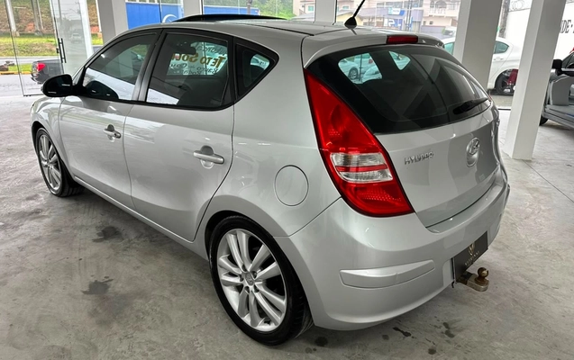 imagem-https://www.socarrao.com.br/sc-vehicle-images-prod/3129706/1786388420405-NmJmMmFjYzYtMzk1My00OGJiLTliZjItM2ZiMmViYWJiNzEwLmpwZw.jpg