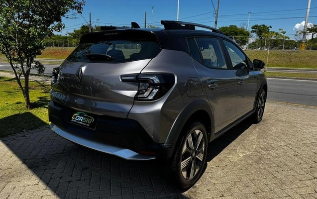 imagem-https://www.socarrao.com.br/sc-vehicle-images-prod/3129709/1789067022430-8363618_23_B_6a945738e4.jpeg