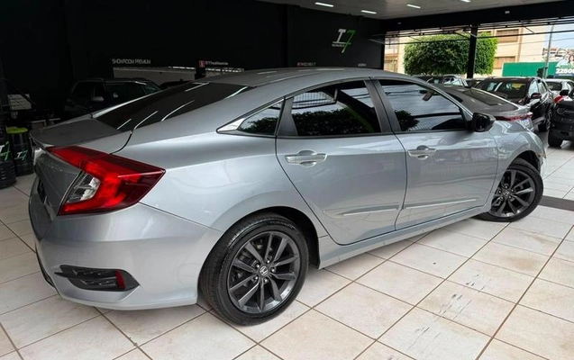 imagem-https://www.socarrao.com.br/sc-vehicle-images-prod/3129827/1788623391535-8360292_4_B_831d787010.jpeg