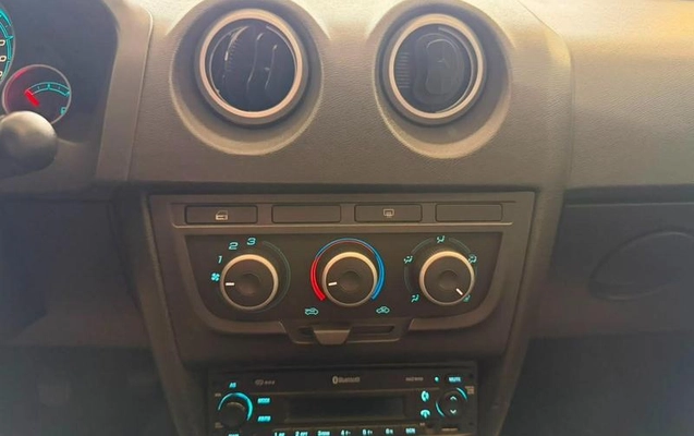 imagem-https://www.socarrao.com.br/sc-vehicle-images-prod/3129873/1786389161508-8342523_7_B_6e94371ab6.jpeg