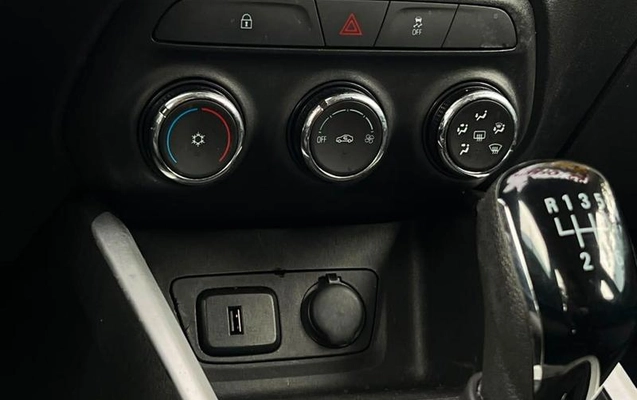 imagem-https://www.socarrao.com.br/sc-vehicle-images-prod/3129949/1789650828571-8365860_1_B_d843fc0570.jpeg