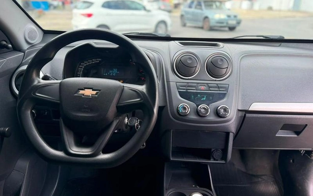 imagem-https://www.socarrao.com.br/sc-vehicle-images-prod/3130118/1786389868823-8365742_2_B_c9581cc3e7.jpeg