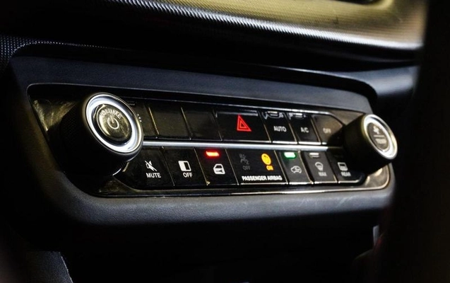 imagem-https://www.socarrao.com.br/sc-vehicle-images-prod/3130143/1789063852955-8365948_3_B_996d691262.jpeg