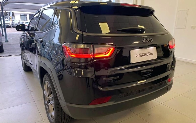 imagem-https://www.socarrao.com.br/sc-vehicle-images-prod/3130183/1788553088508-8365971_3_B_89670ee7fc.jpeg