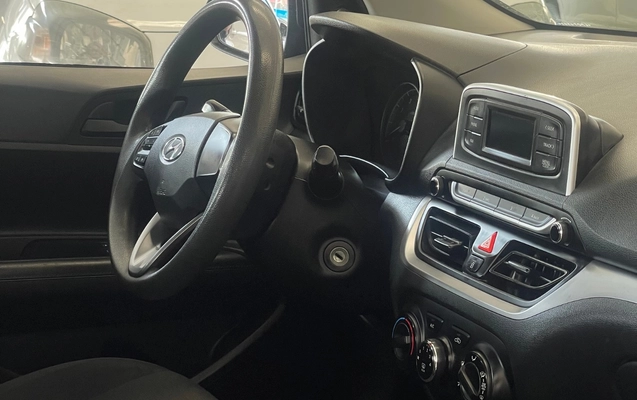imagem-https://www.socarrao.com.br/sc-vehicle-images-prod/3130240/1786390379416-10_043232.jpg