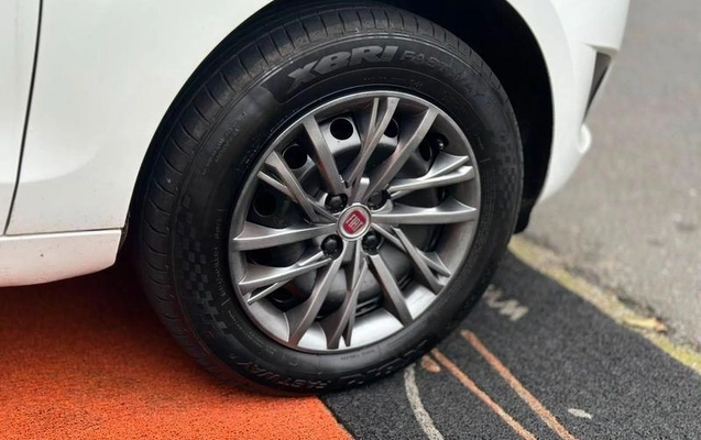 imagem-https://www.socarrao.com.br/sc-vehicle-images-prod/3130261/1787661693756-8365551_1_B_3034ba6924.jpeg