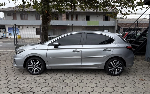 imagem-https://www.socarrao.com.br/sc-vehicle-images-prod/3130284/1786390462022-1_030101.jpg