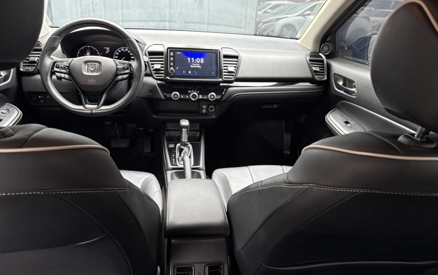 imagem-https://www.socarrao.com.br/sc-vehicle-images-prod/3130284/1786390462043-1_030137.jpg