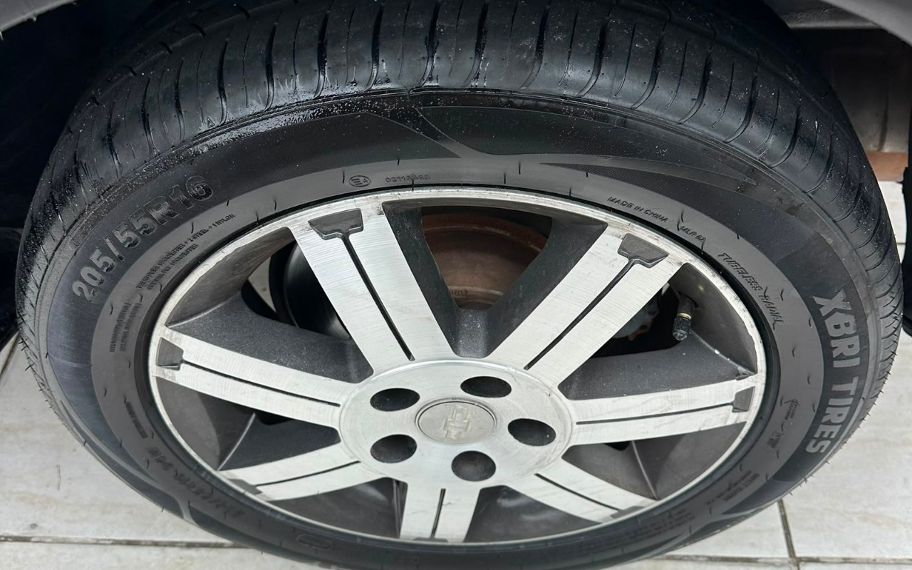 imagem-https://www.socarrao.com.br/sc-vehicle-images-prod/3130324/1786557550904-NGJlYjQ5MjYtOGVjYy00ODZiLTlhY2EtYjE3YzRkNWNhZTEzLmpwZw.jpg